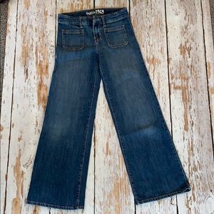 Gapkids wide bottom jeans, size 10 regular cute!